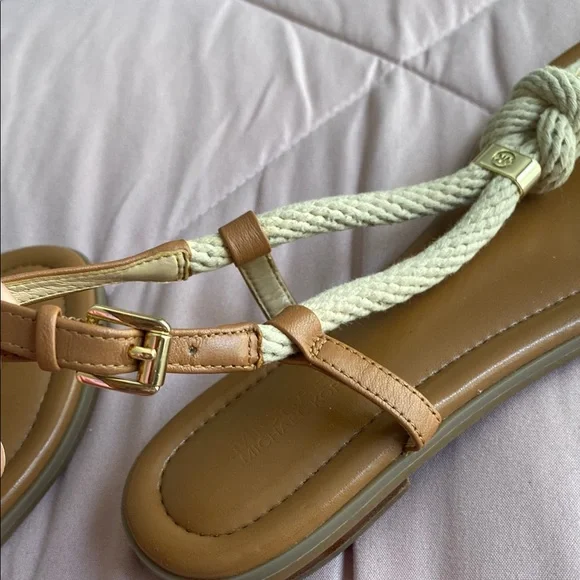 SOLD!!!  Sandals from Michael Kors size 7 - Picture 3 of 7